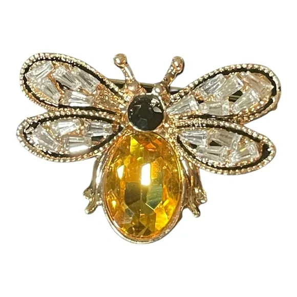 🐝 Vintage-Inspired Bee Brooch – Gold & Rhinestone Insect Pin (1.5”) - Picture 6 of 8